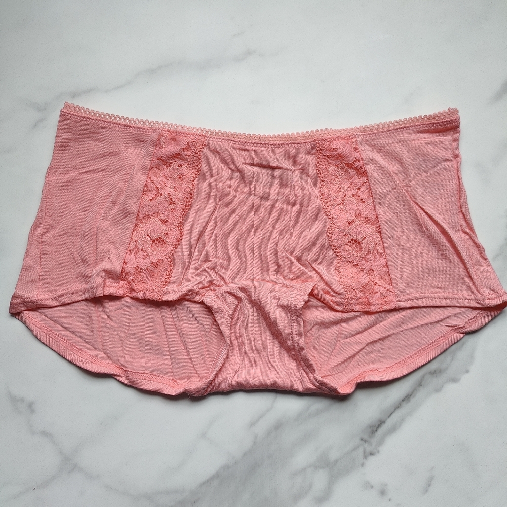 NWT SOMA EMBRACEABLE SIGNATURE LACE BOYSHORT PANTY IN HEARTFELT PINK SIZE SMALL